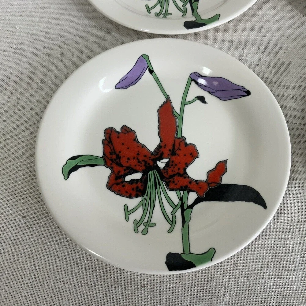 Set‎ 4 Mikasa Uptrend Tiger Lilies 7 3/4